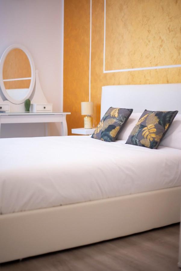 Isabel Apartaments Old Town パドヴァ エクステリア 写真