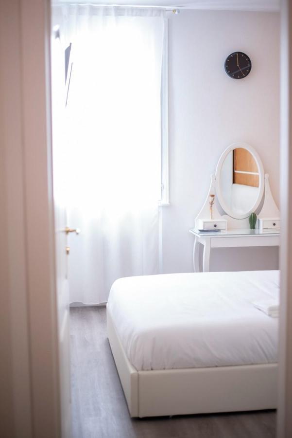 Isabel Apartaments Old Town パドヴァ エクステリア 写真